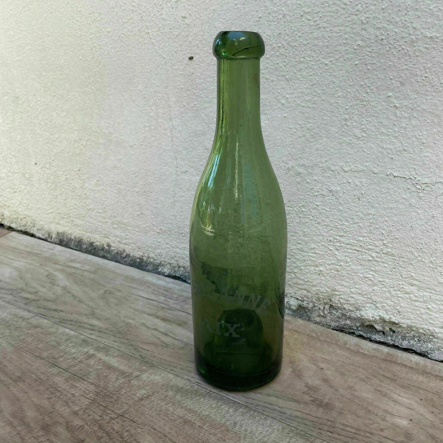 Old French Green Glass wine water pastis bottle circa 1920 14092110 - Fleamarketfrance