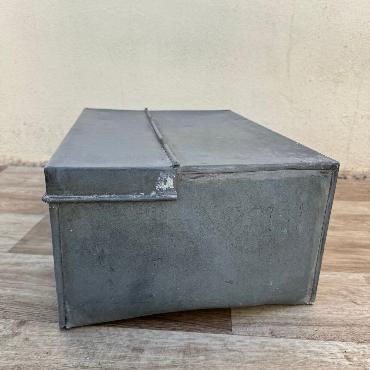 Vintage 1950's galvanized Metal Utility Storage Case Toolbox Tackle Box 1206246 - Fleamarketfrance