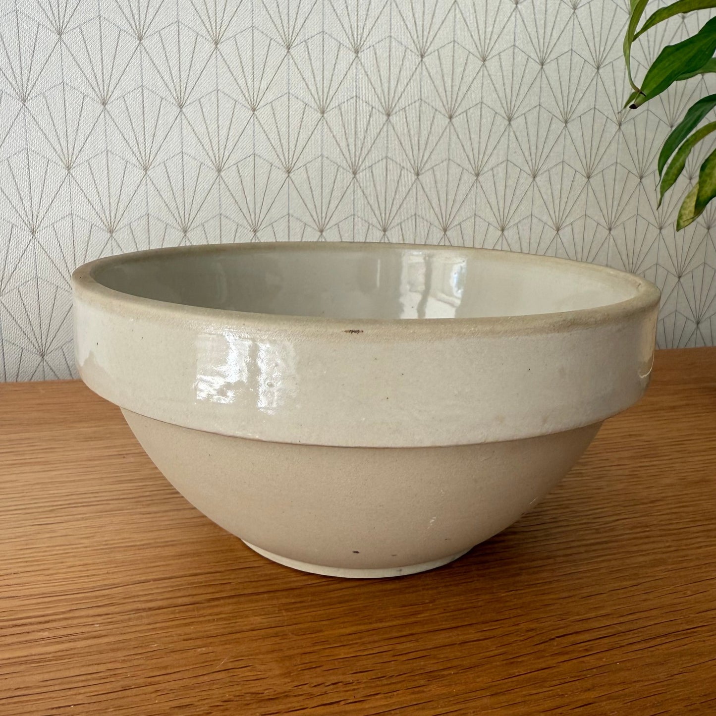 VINTAGE FRENCH STONEWARE SALAD MIXING BOWL TERRINE 8 1/4" 2608258