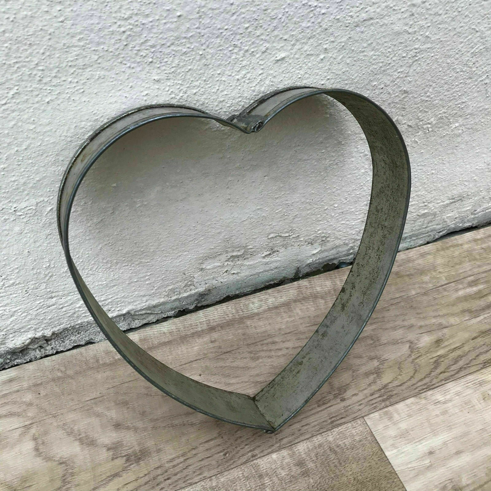 French Heart Cake Mold Vintage Tin Baking Pan Tart Mould Kitchen 13022612 Unbranded