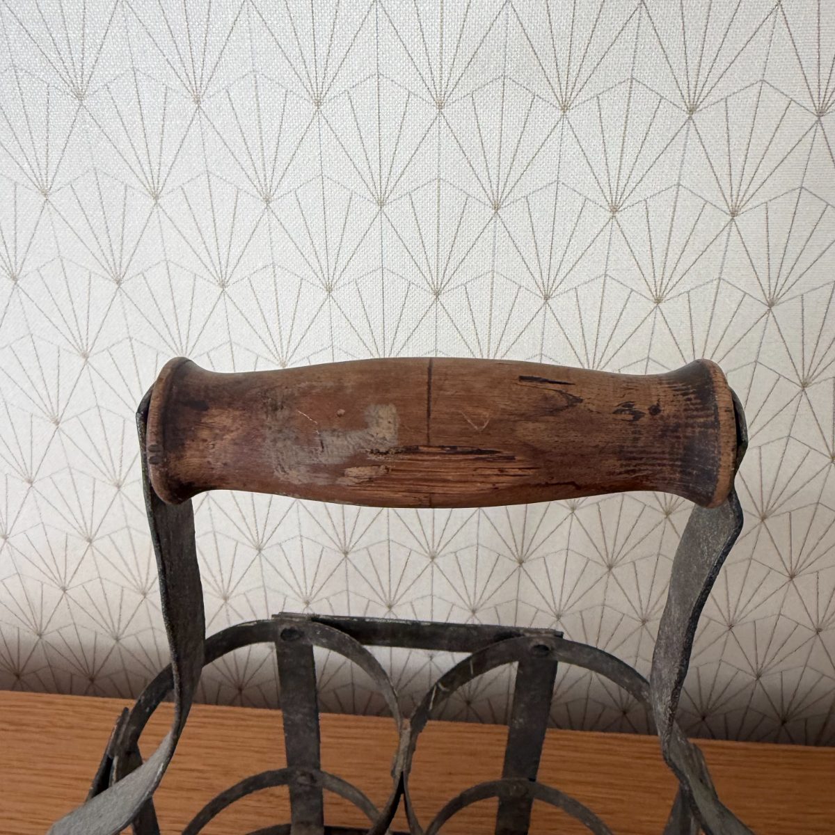 French Antique Iron 4-Bottle Wine Carrier Wooden Handle Farmhouse 14102612 Fleamarketfrance